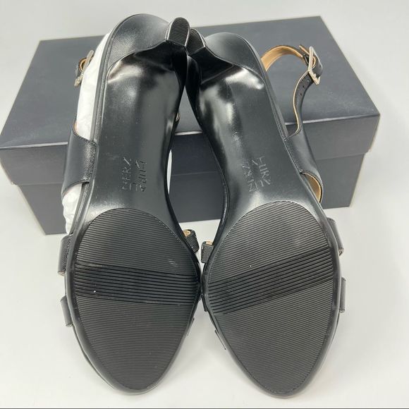 Naturalizer Taimi Sandal - Picture 8 of 12